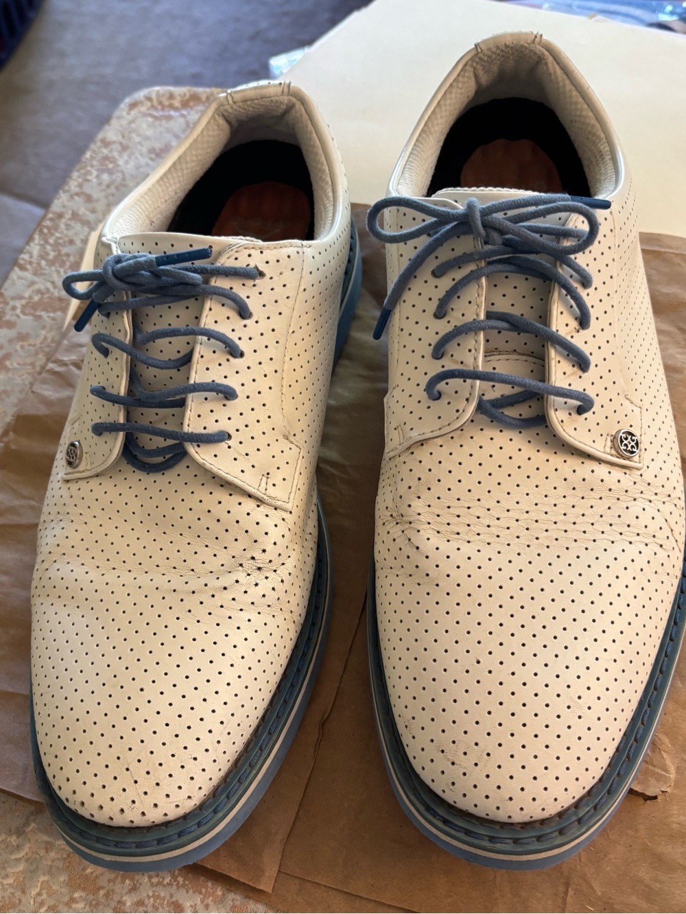 Golf Shoe G/FORE Perforated Gallivanter Men Size 10 Blue trim white Leather